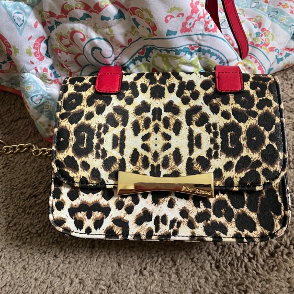 Betsy Johnson, like new crossbody purse